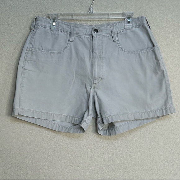 The North Face Women’s 12 Beige Utility Shorts 100% Cotton, Outdoor Casual Style - Picture 1 of 6